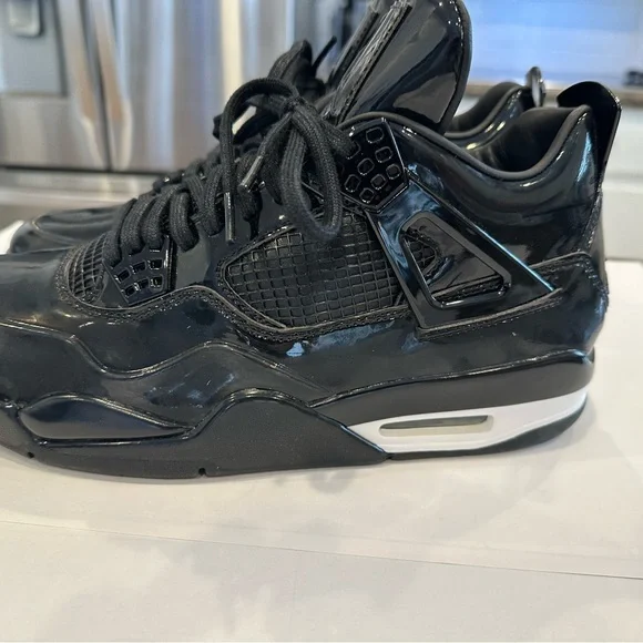 Jordan Athletic Shoes in Black and White